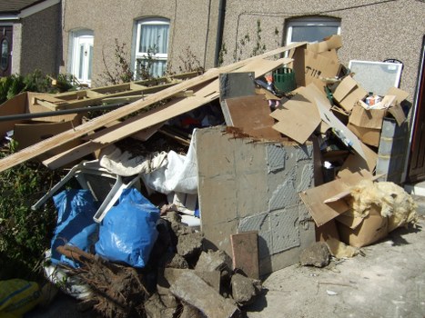 Eco-friendly practices in garden waste management